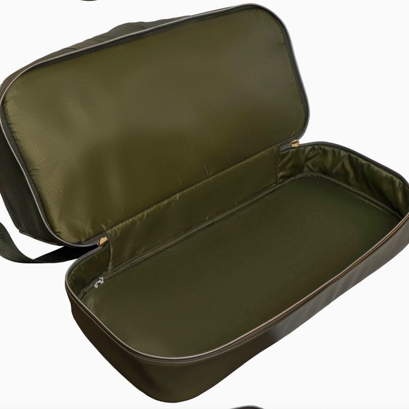 Ellen Tracy 20 Inch Pebble Grain Pocket Drop Bottom Duffel - Picture 5 of 5